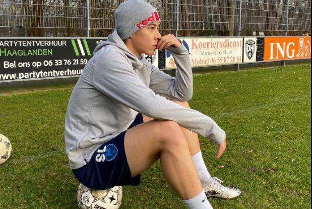 李嗣镕：身体素质与欧洲球员持平 优势是动脑踢球