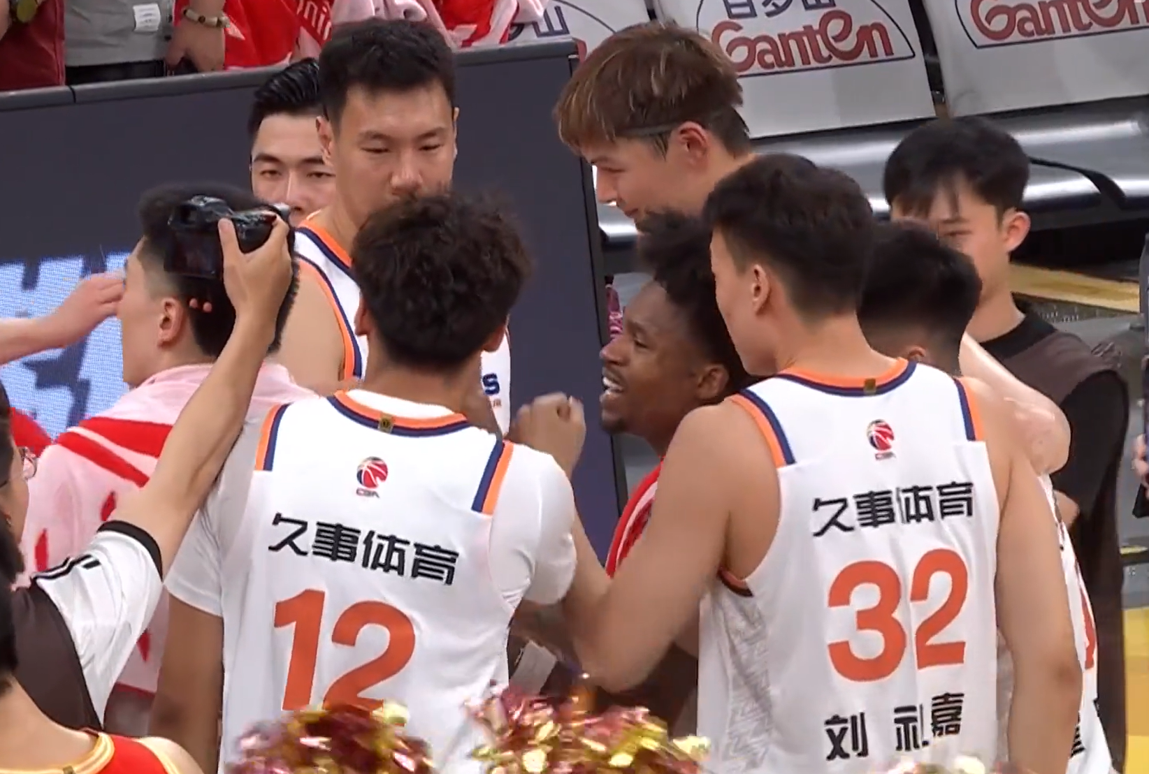 中肯，刘炜给上海队提了4条建议！